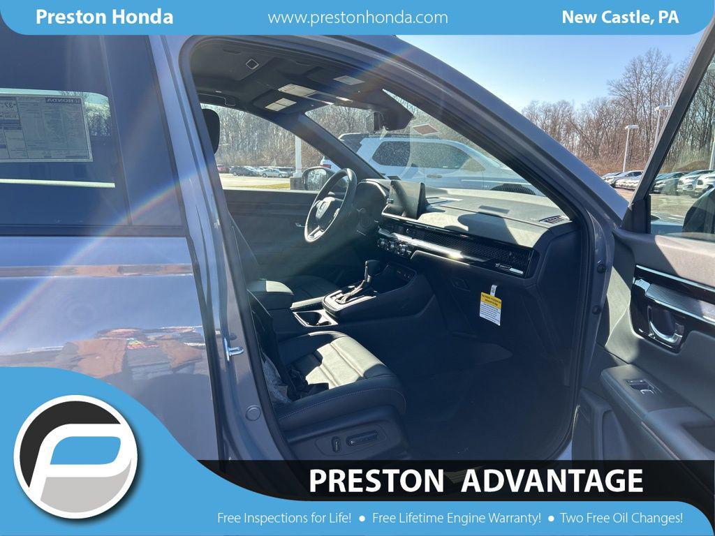 new 2026 Honda CR-V Hybrid car, priced at $44,455
