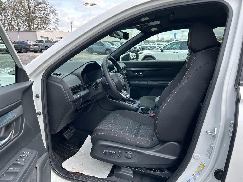 new 2026 Honda CR-V Hybrid car, priced at $38,609