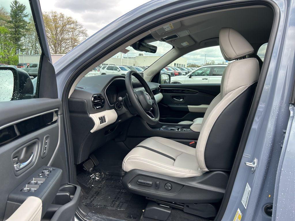 new 2026 Honda Passport car, priced at $45,198