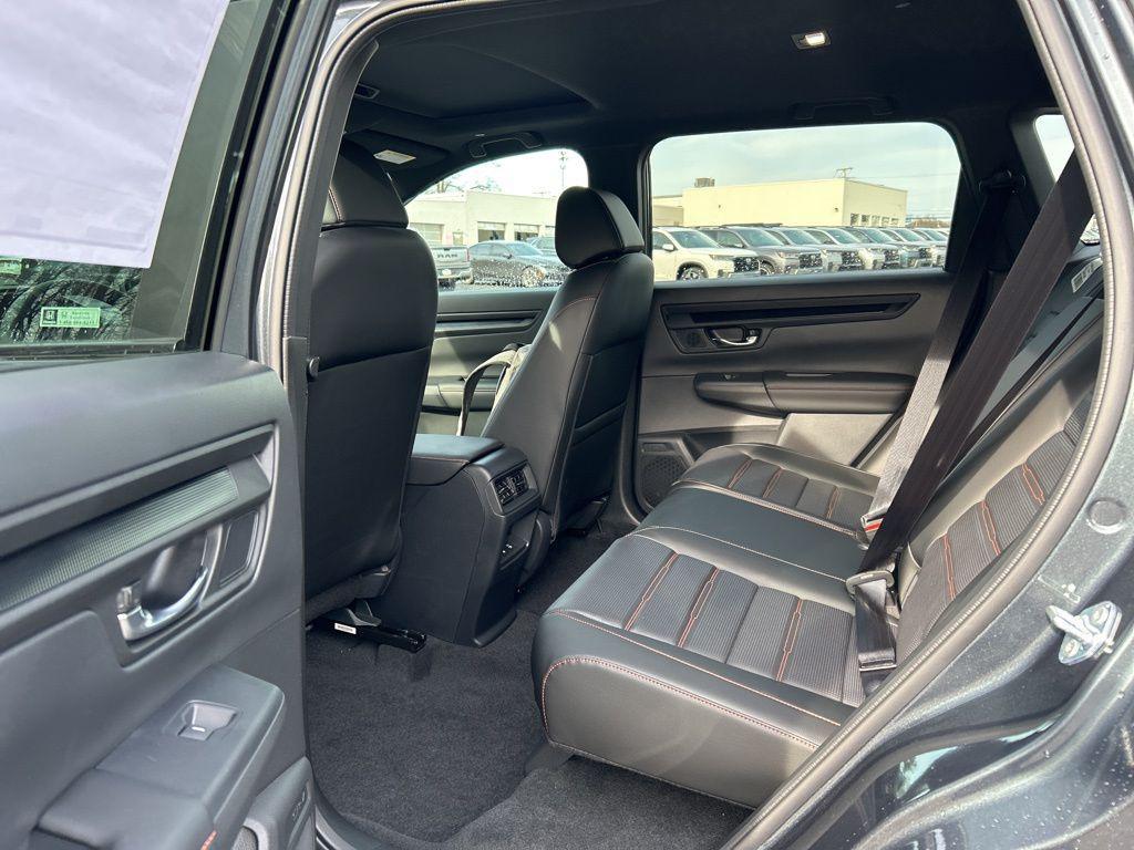 new 2026 Honda CR-V Hybrid car, priced at $39,584