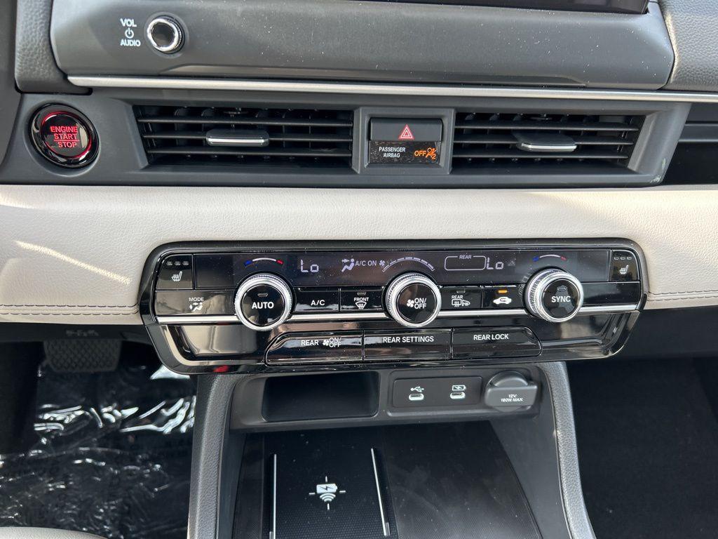 new 2026 Honda Pilot car, priced at $56,040
