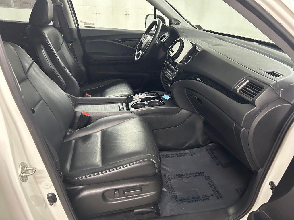 used 2019 Honda Pilot car, priced at $26,992
