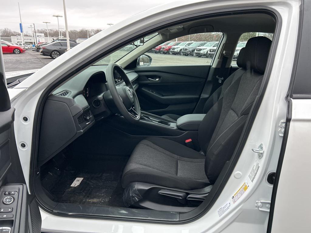 new 2025 Honda Accord car, priced at $28,733