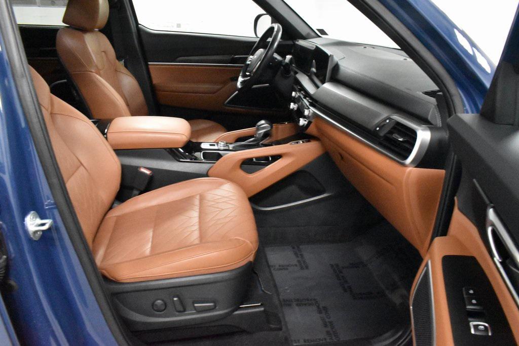 used 2023 Kia Telluride car, priced at $32,998