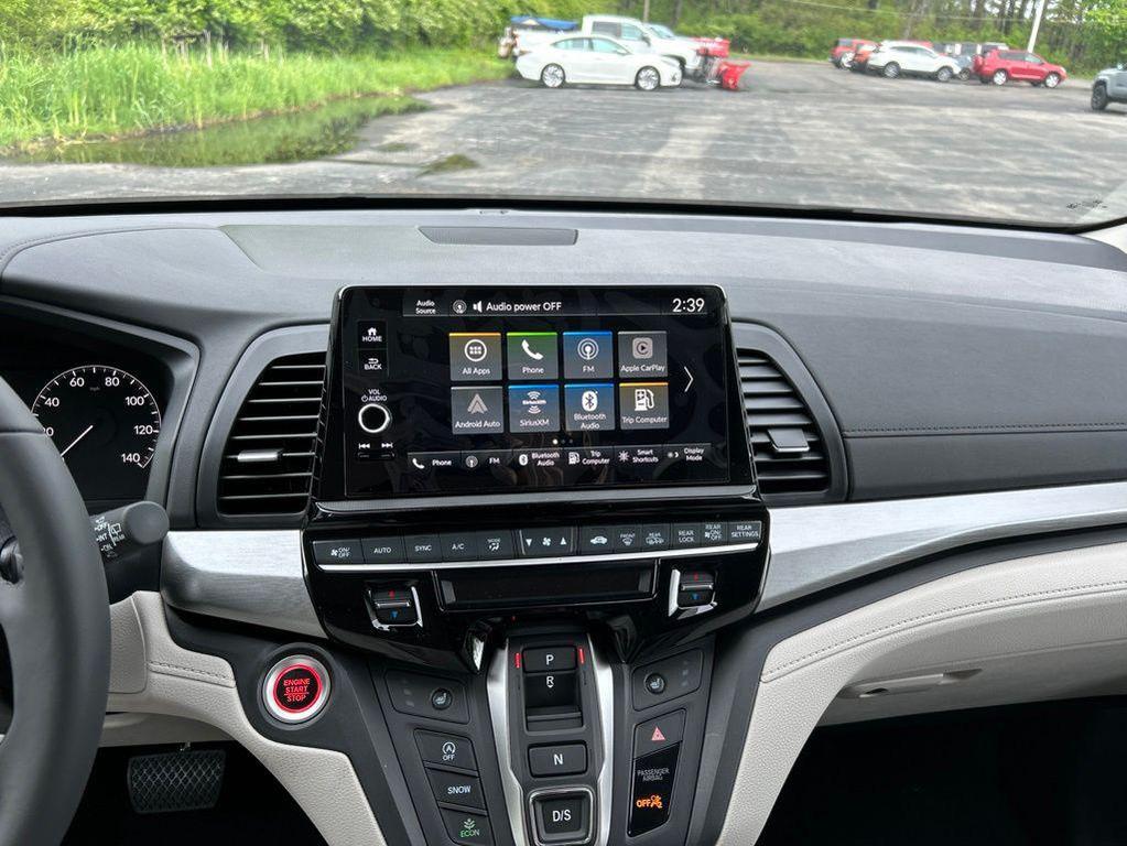 new 2026 Honda Odyssey car, priced at $41,637