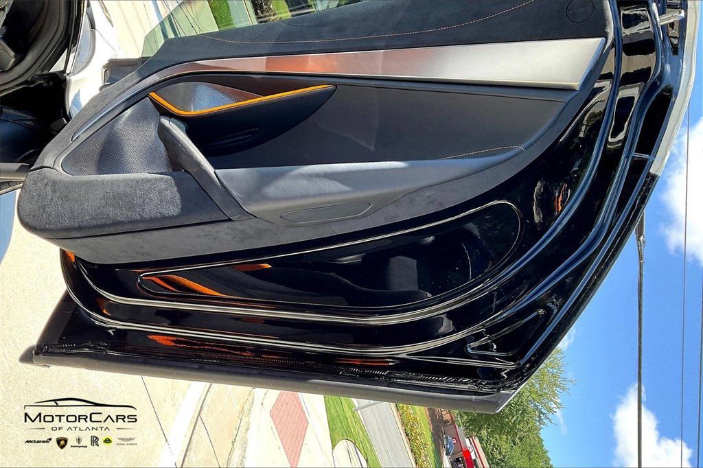2024 Ice White McLaren 750S