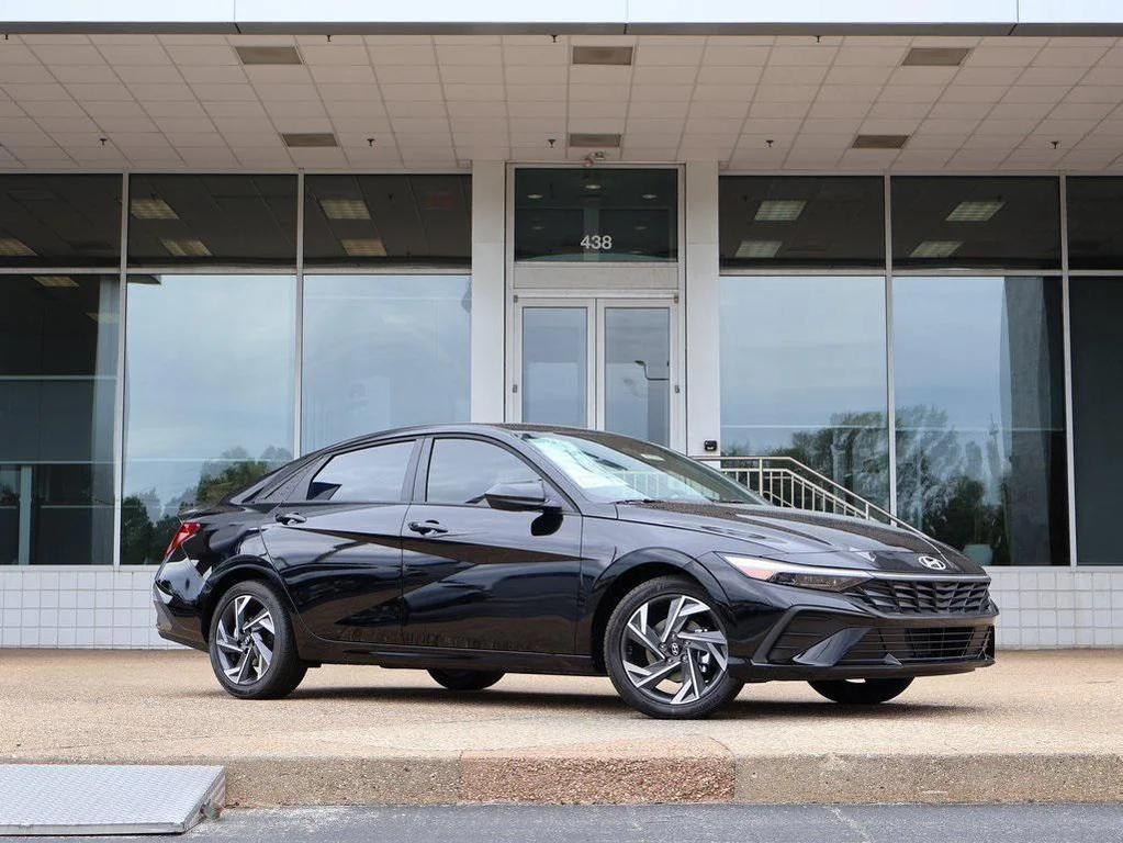new 2025 Hyundai Elantra car, priced at $22,835