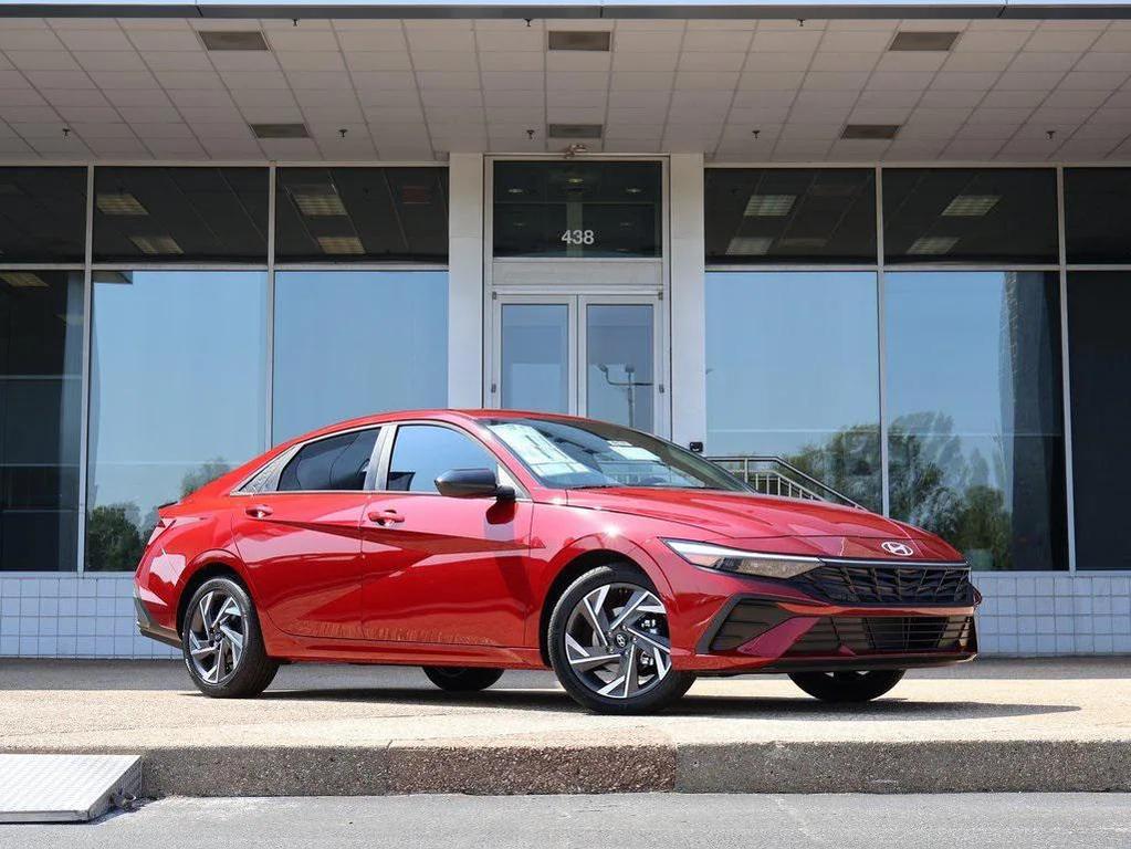 new 2025 Hyundai Elantra car, priced at $23,415