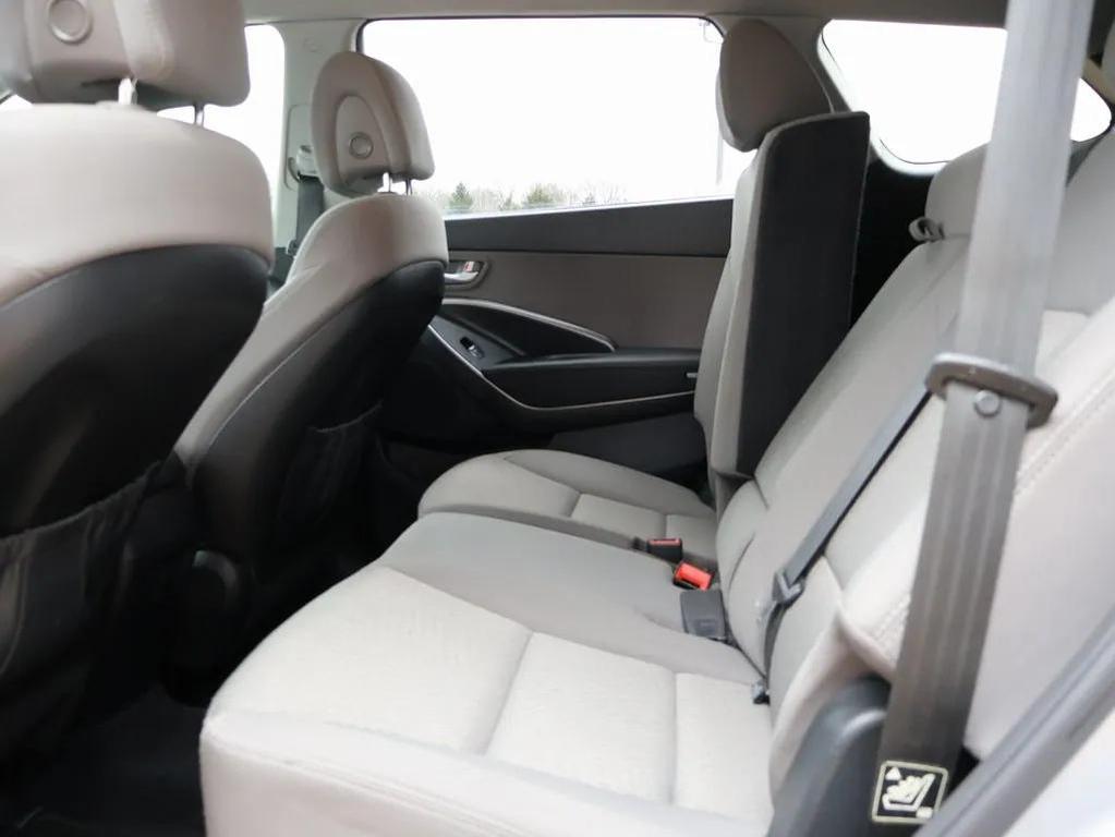 used 2018 Hyundai Santa Fe car, priced at $9,498