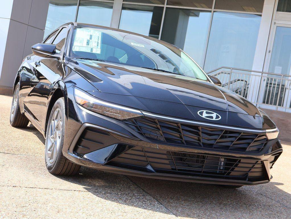 new 2026 Hyundai ELANTRA HEV car, priced at $26,935