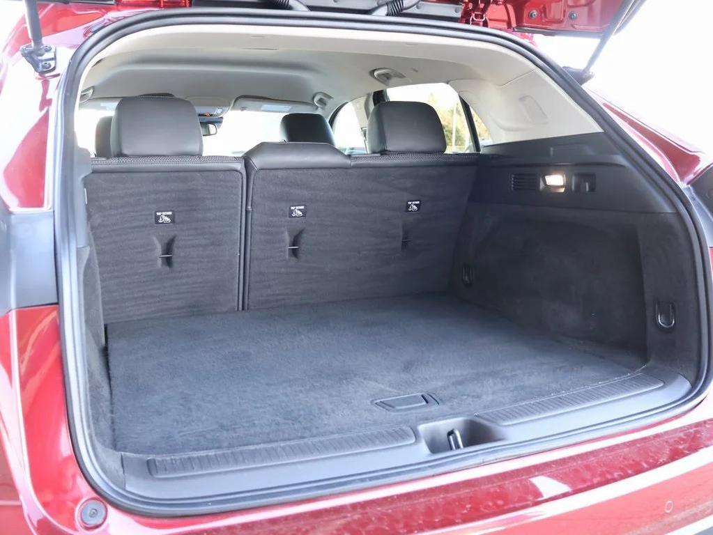 used 2023 Buick Envision car, priced at $18,988