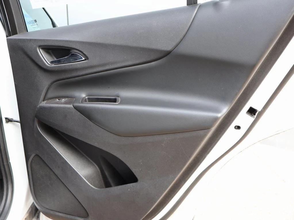 used 2018 Chevrolet Equinox car, priced at $12,994