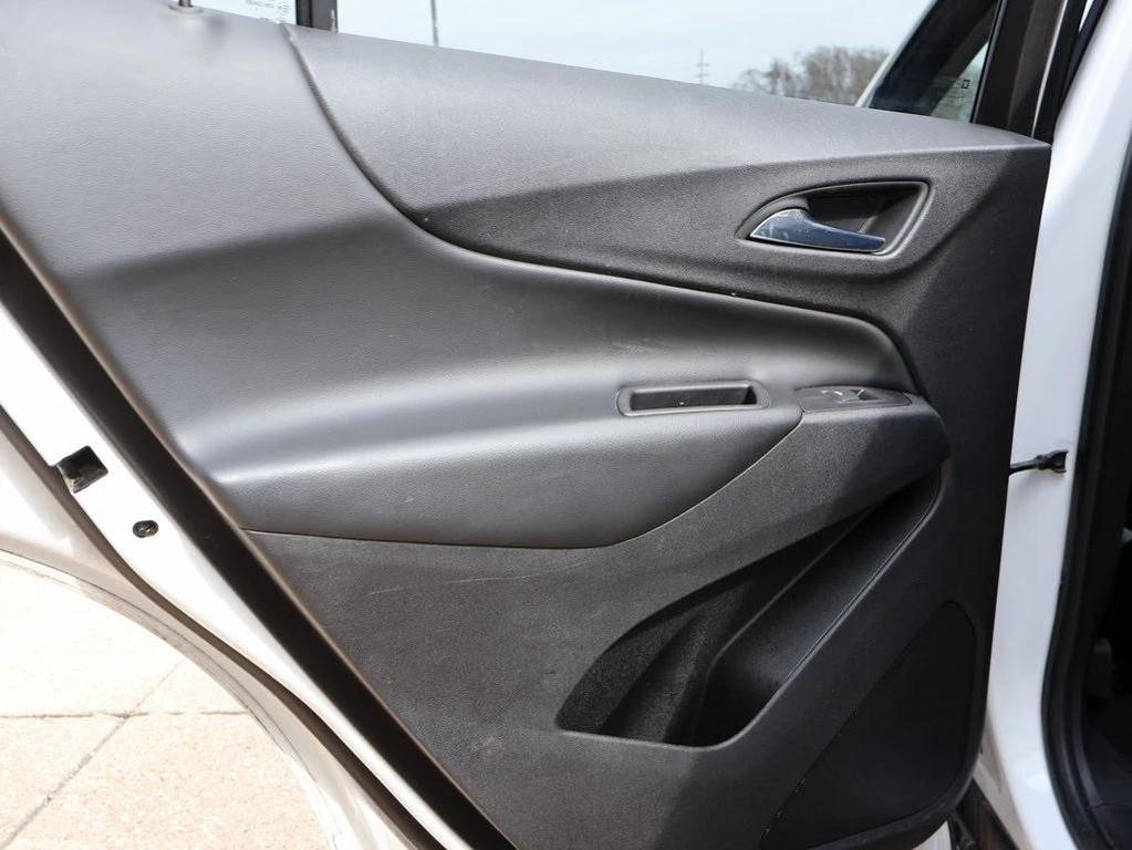 used 2018 Chevrolet Equinox car, priced at $12,994