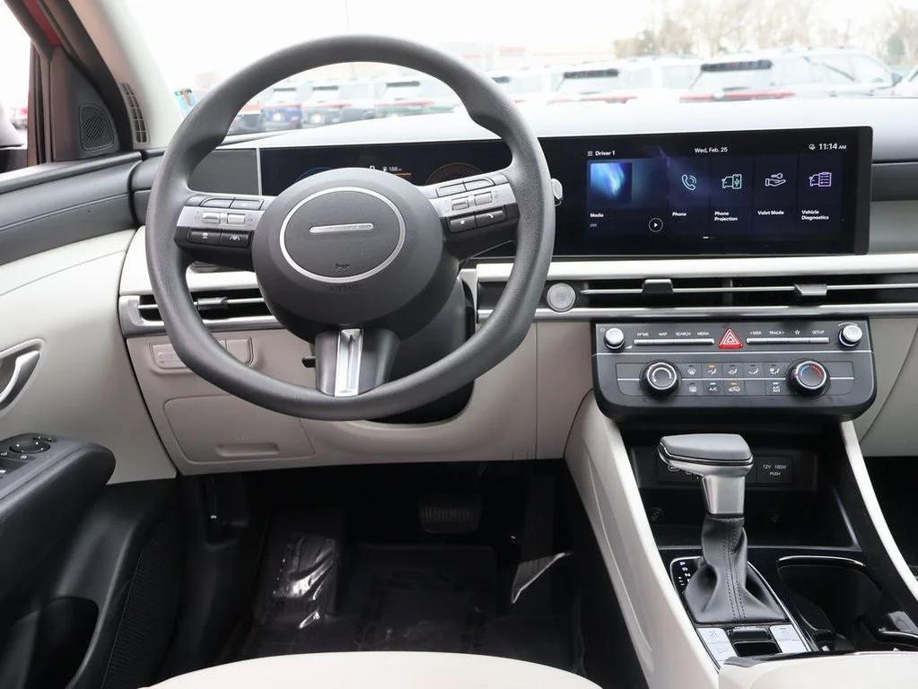 used 2025 Hyundai Tucson car, priced at $25,999