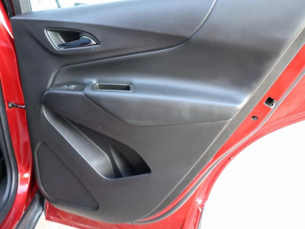 used 2024 Chevrolet Equinox car, priced at $21,398