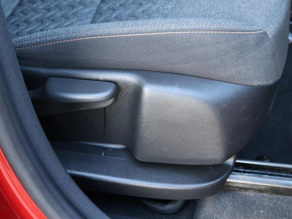 used 2024 Chevrolet Equinox car, priced at $21,398