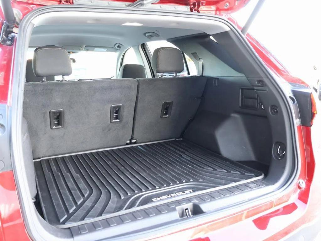 used 2024 Chevrolet Equinox car, priced at $21,398