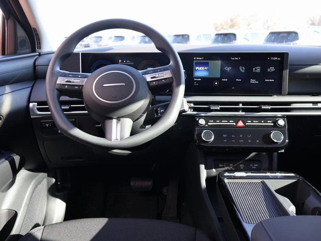 new 2026 Hyundai TUCSON Hybrid car, priced at $32,454