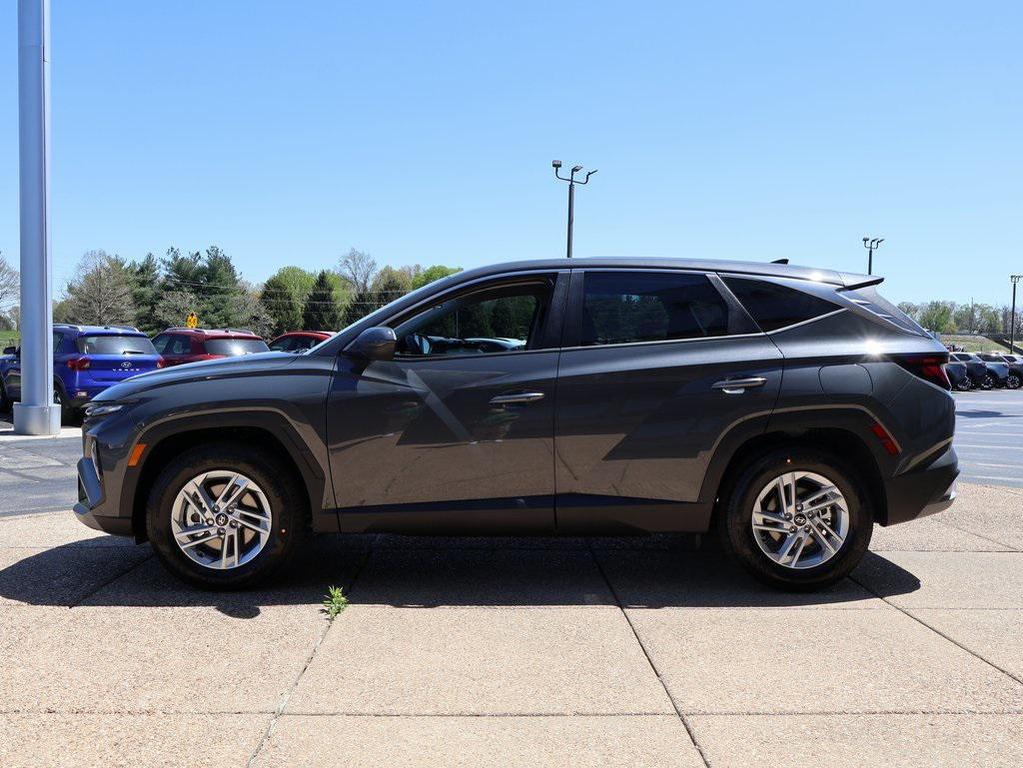 new 2025 Hyundai Tucson car, priced at $27,577