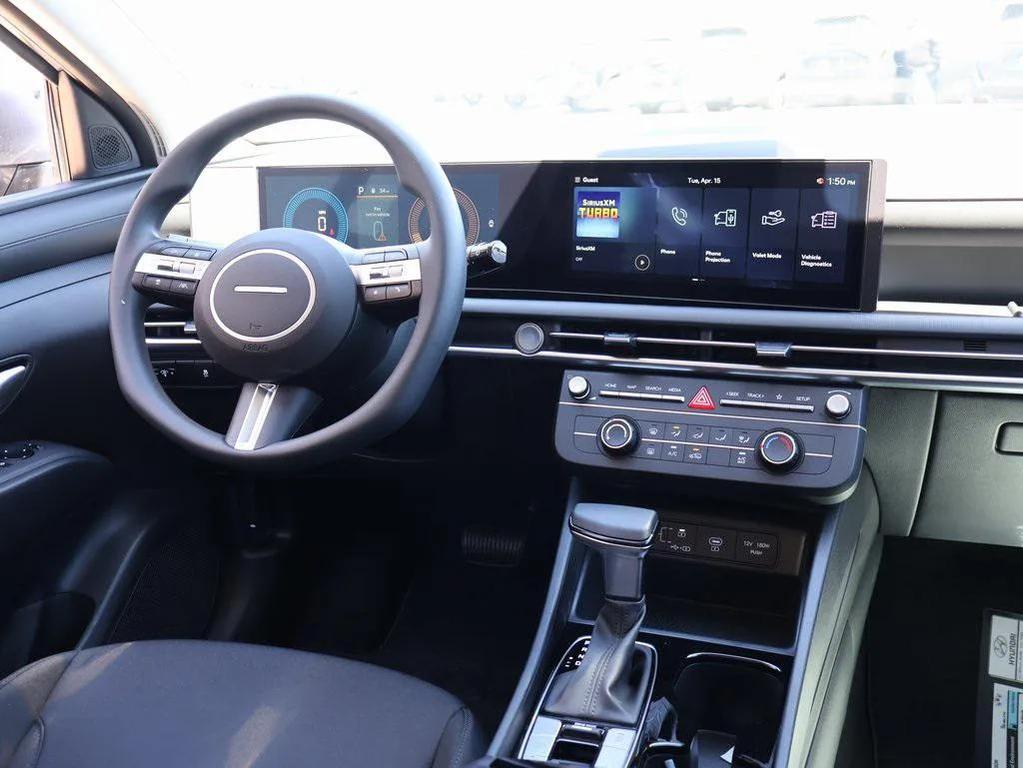 new 2025 Hyundai Tucson car, priced at $27,577