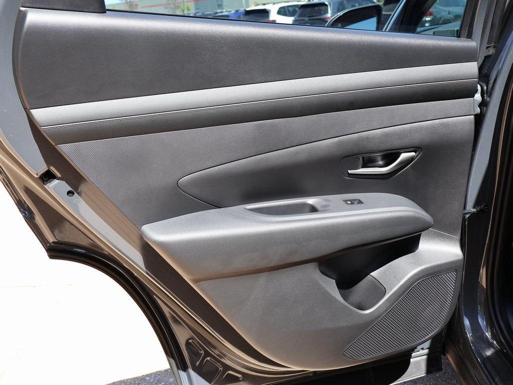 new 2025 Hyundai Tucson car, priced at $27,577