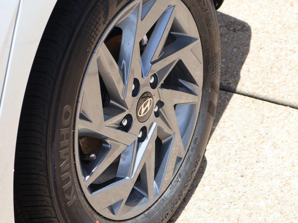 new 2026 Hyundai ELANTRA HEV car, priced at $27,435
