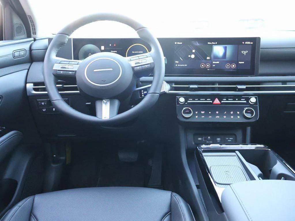 new 2026 Hyundai TUCSON Hybrid car, priced at $43,450