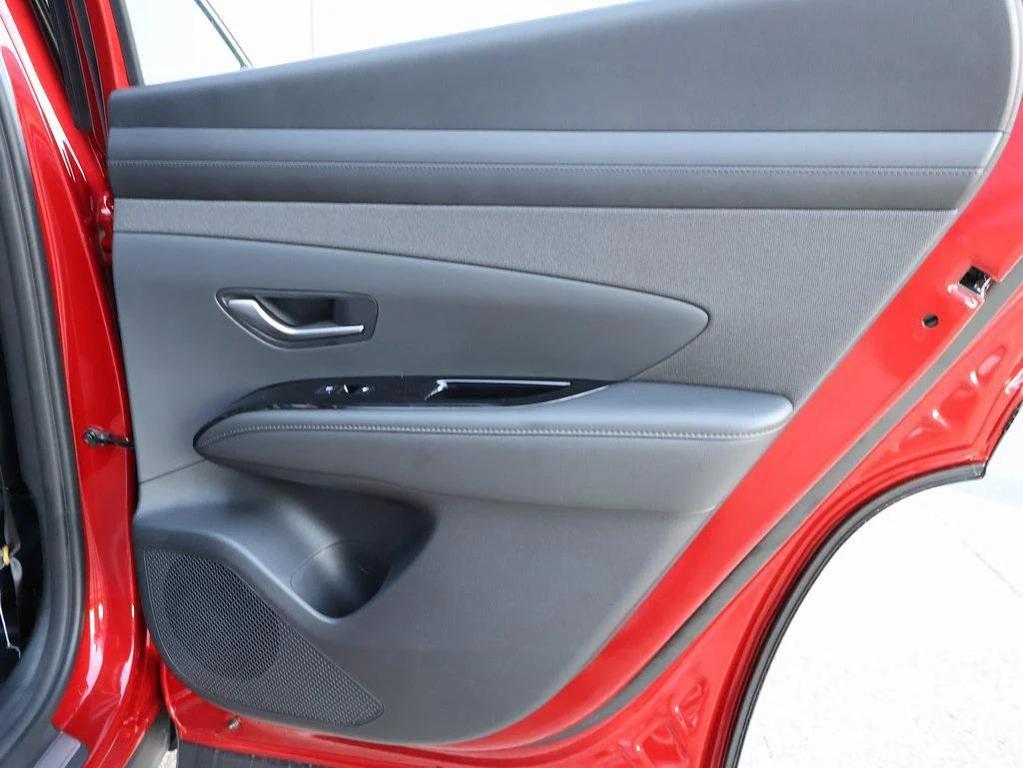 new 2026 Hyundai TUCSON Hybrid car, priced at $43,450