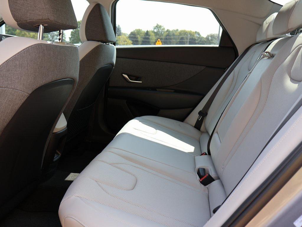 new 2025 Hyundai Elantra car, priced at $27,118