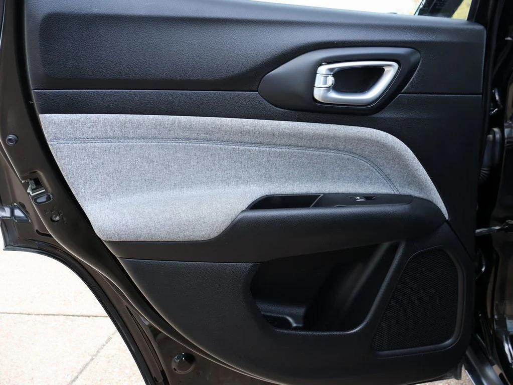 used 2022 Jeep Compass car, priced at $15,582