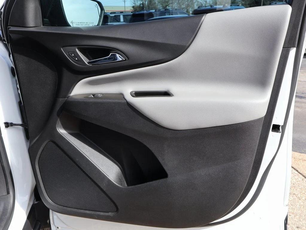 used 2022 Chevrolet Equinox car, priced at $17,970