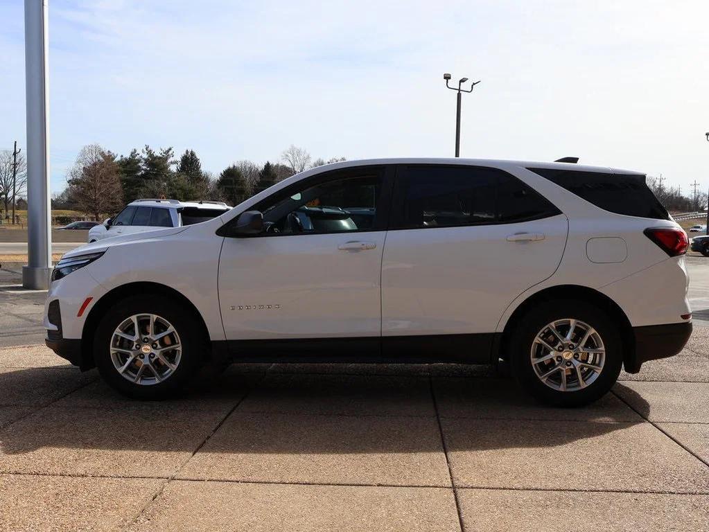 used 2022 Chevrolet Equinox car, priced at $17,970