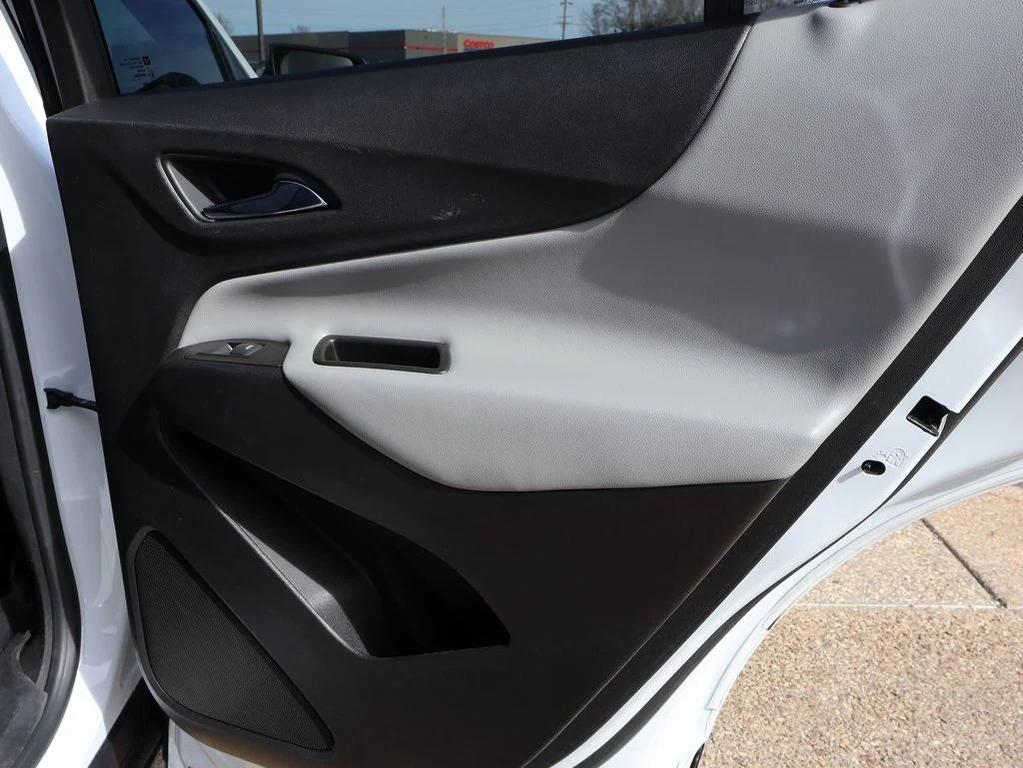 used 2022 Chevrolet Equinox car, priced at $17,970