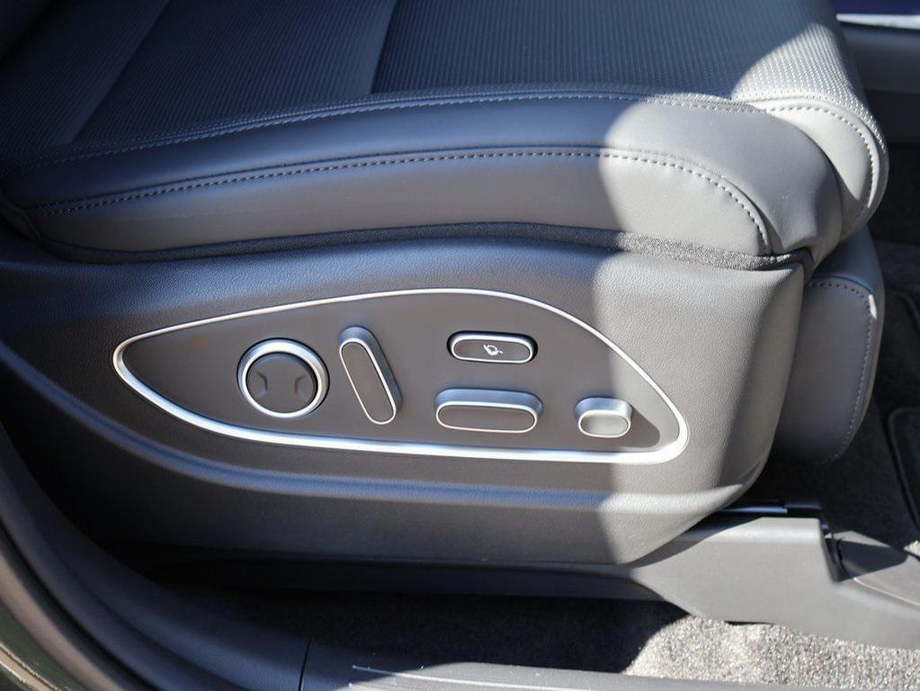 new 2026 Hyundai Palisade Hybrid car, priced at $60,125