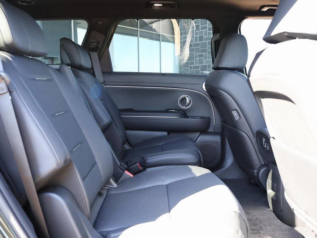 new 2026 Hyundai Palisade Hybrid car, priced at $60,125