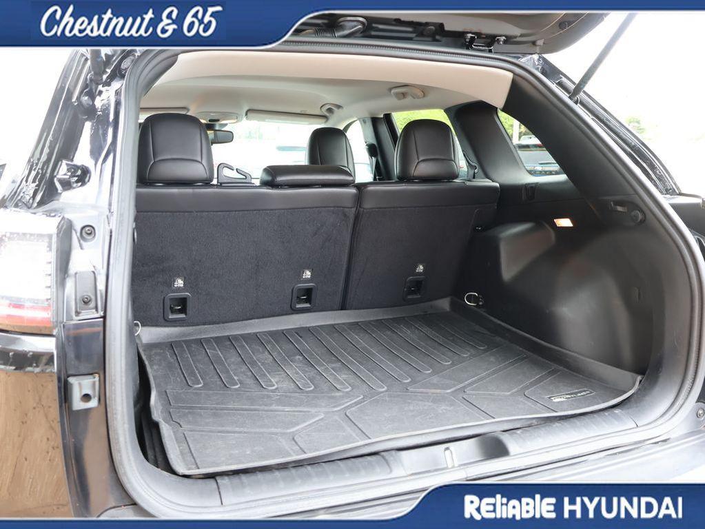 used 2021 Jeep Cherokee car, priced at $17,399