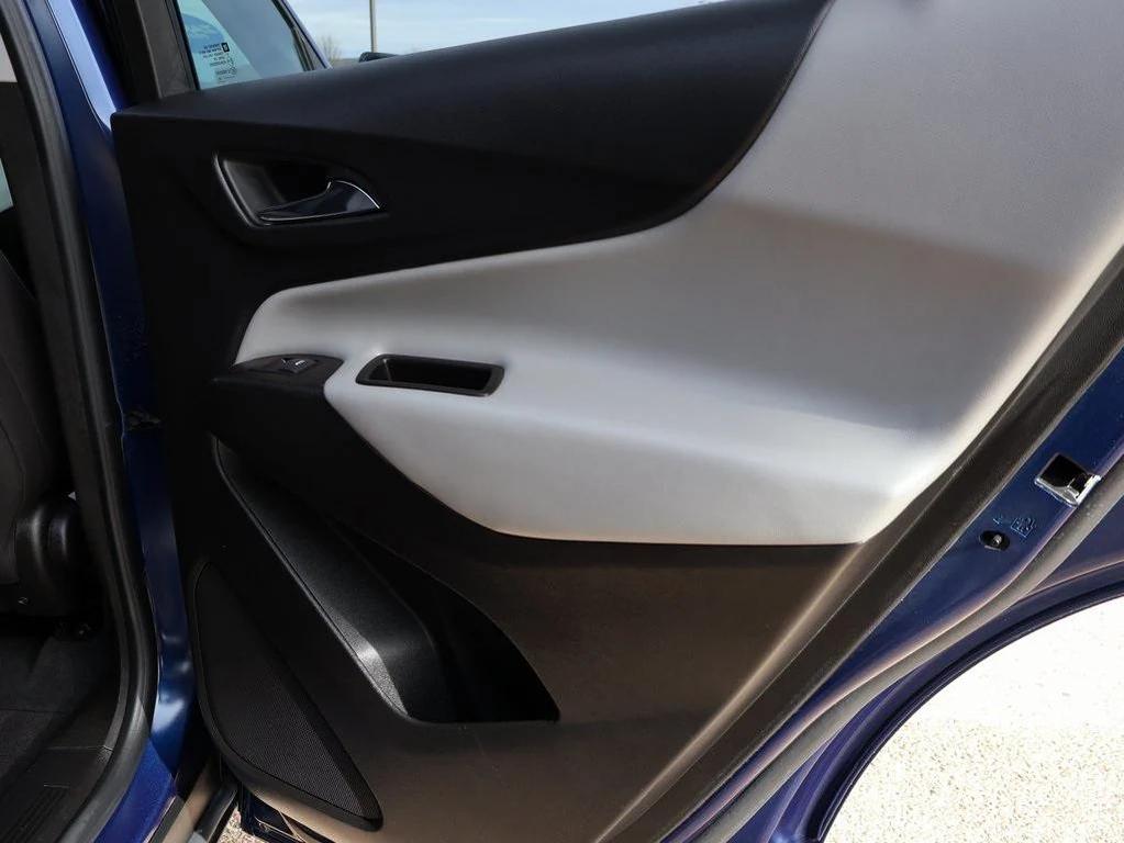 used 2022 Chevrolet Equinox car, priced at $17,499