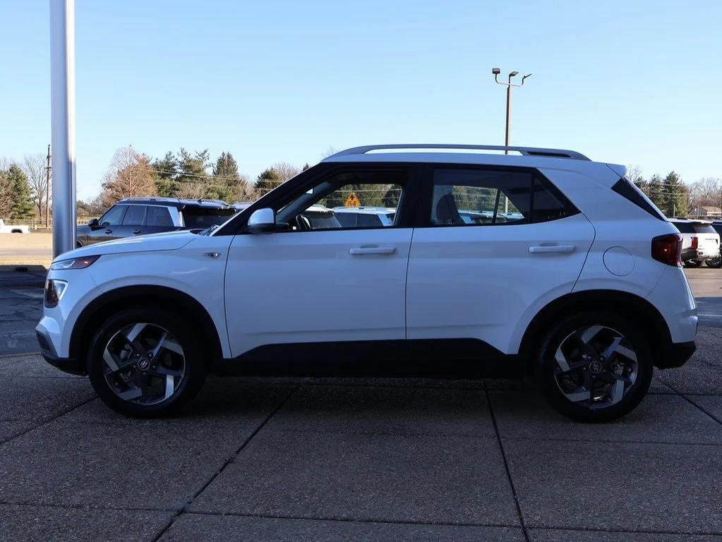 used 2022 Hyundai Venue car, priced at $15,697