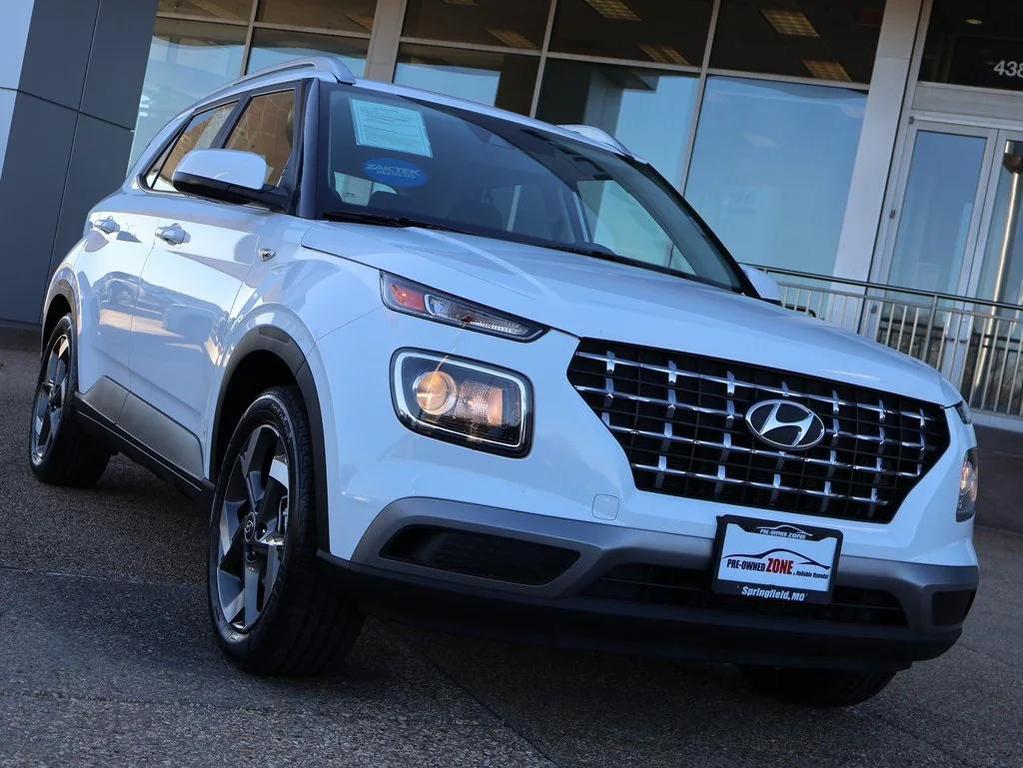 used 2022 Hyundai Venue car, priced at $15,697