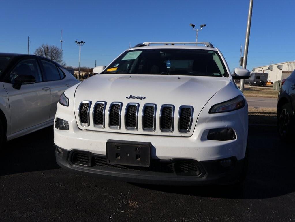 used 2016 Jeep Cherokee car, priced at $9,398