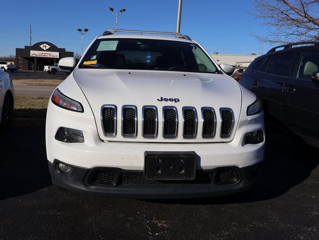 used 2016 Jeep Cherokee car, priced at $9,398