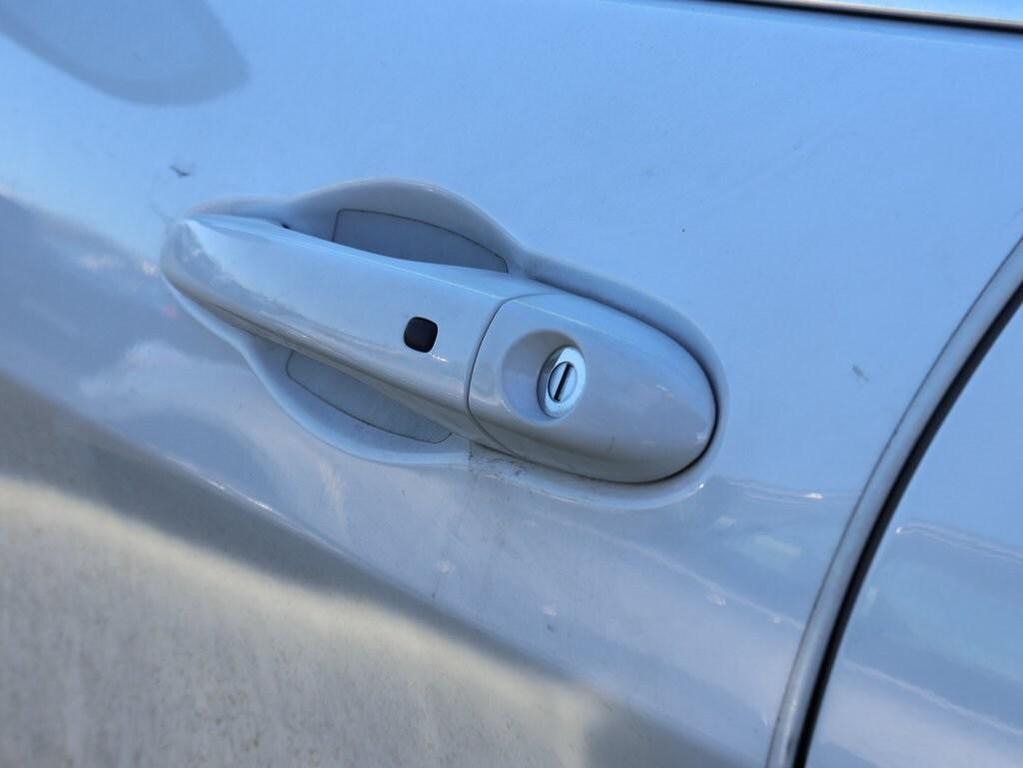 used 2016 Jeep Cherokee car, priced at $9,398