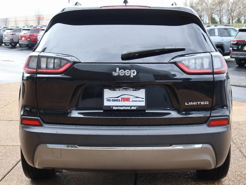 used 2020 Jeep Cherokee car, priced at $17,246