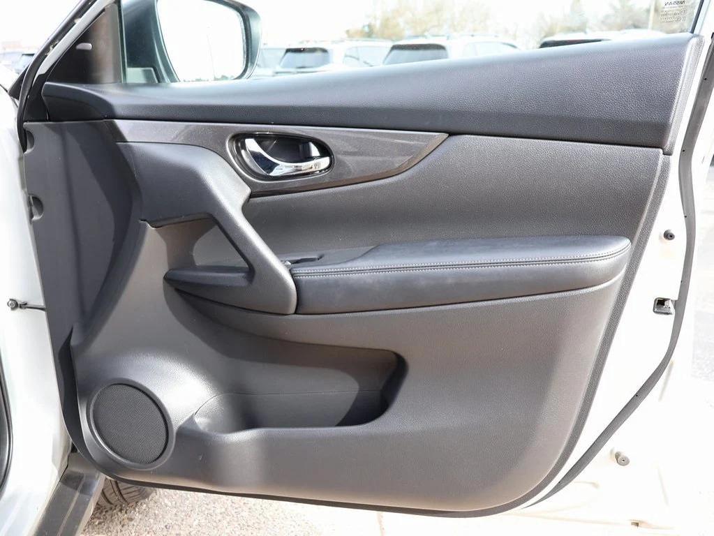 used 2019 Nissan Rogue car, priced at $7,998