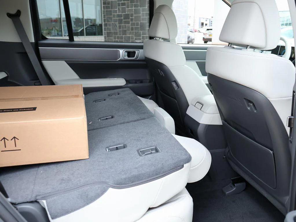 new 2025 Hyundai Santa Fe car, priced at $40,585