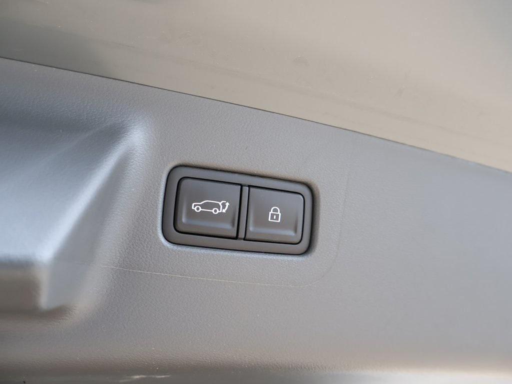 new 2025 Hyundai Santa Fe car, priced at $40,585