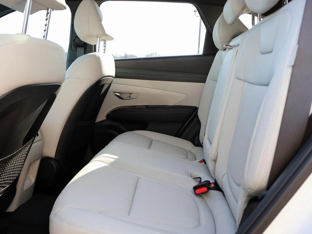 new 2026 Hyundai TUCSON Hybrid car, priced at $40,566