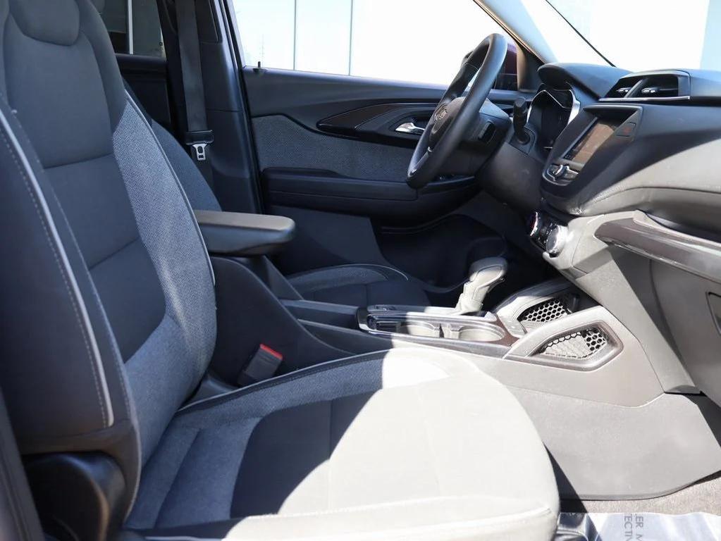 used 2023 Chevrolet TrailBlazer car, priced at $18,999