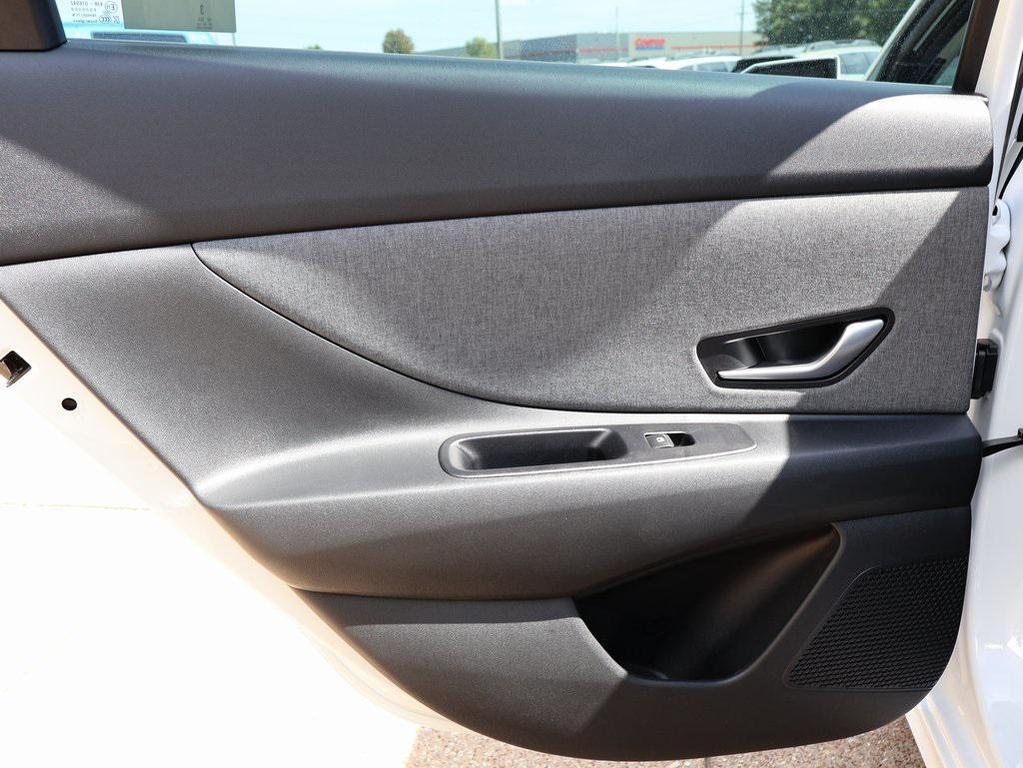 new 2025 Hyundai ELANTRA HEV car, priced at $28,177