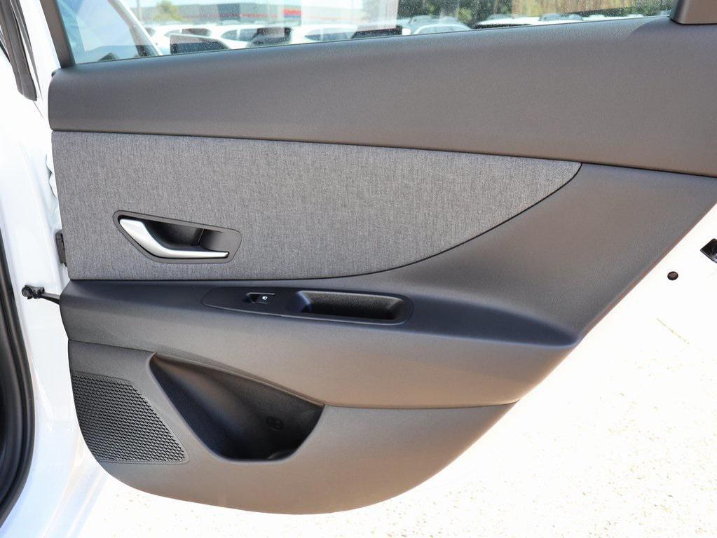 new 2025 Hyundai ELANTRA HEV car, priced at $28,177